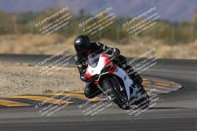 media/Dec-17-2022-SoCal Trackdays (Sat) [[224abd9271]]/Turn 7 Set 1 (1125am)/